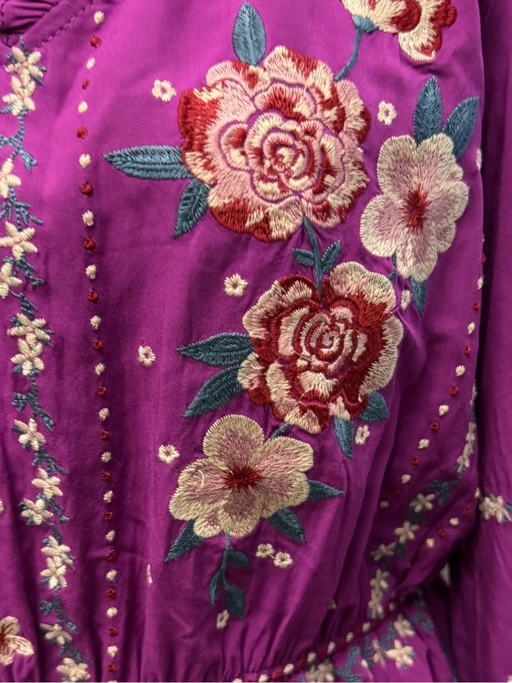 Savanna Jane Purple Embroidered Floral Peasant Top Size M - Picture 2 of 8